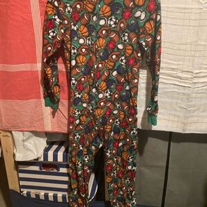Kids Sports Pajamas full Large 10 / 12 one piece PJs Football Baseball Soccer